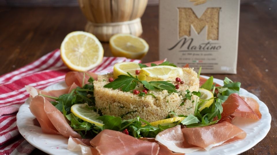 Couscous al limone e zenzero con prosciutto crudo marinato